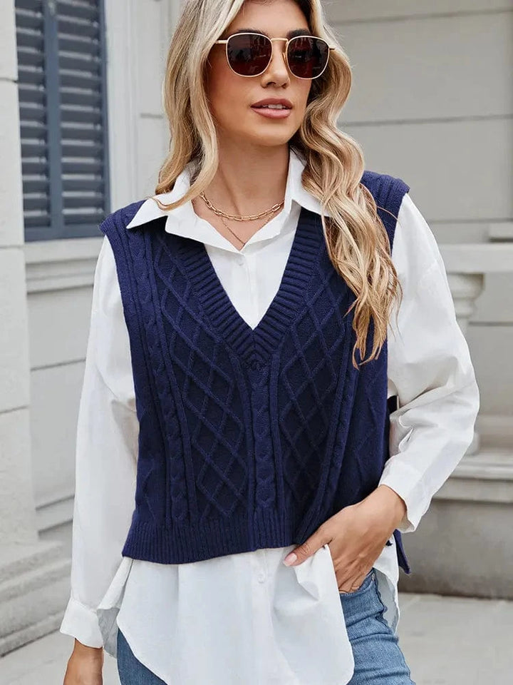 Lunaria Women Sweater Blue / S Lisa V-Neck Knit Sweater Vest